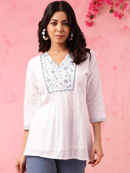 FLORAL COTTON STRAIGHT SHORT KURTI